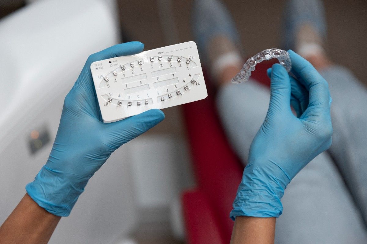 close-up-dentist-instruments1